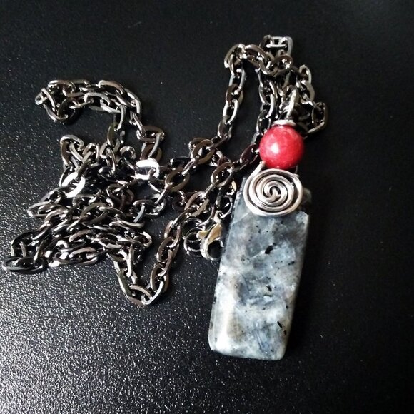 Black, Silver + Grey Norwegian Larvikite Bar Pendant + Gunmetal Black Chain - Picture 1 of 10